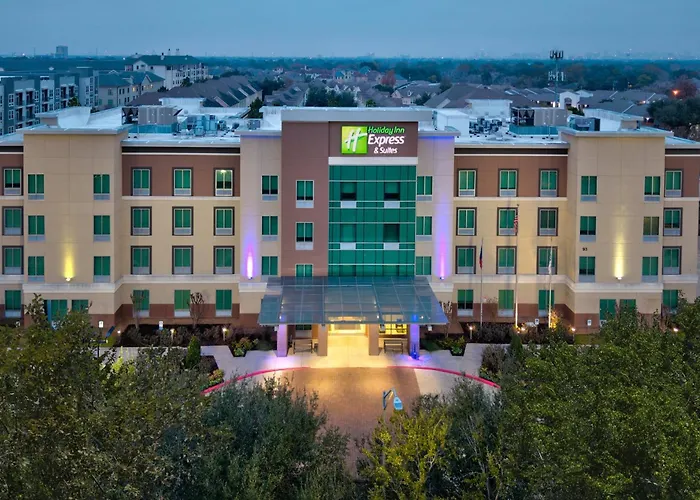 Holiday Inn Express & Suites Houston S - Medical Ctr Area