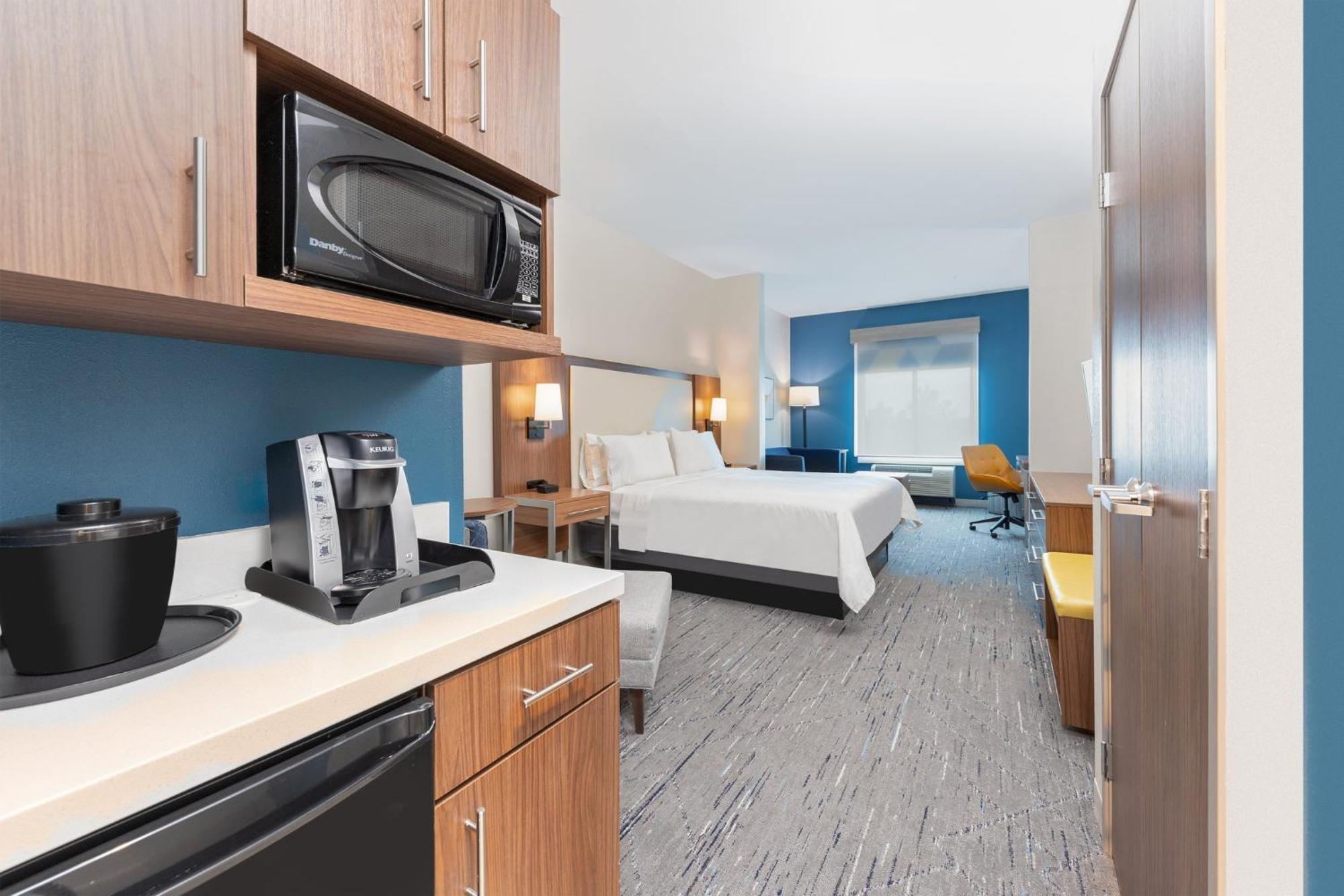 Hotel Express & S - Medical Ctr Area By Ihg