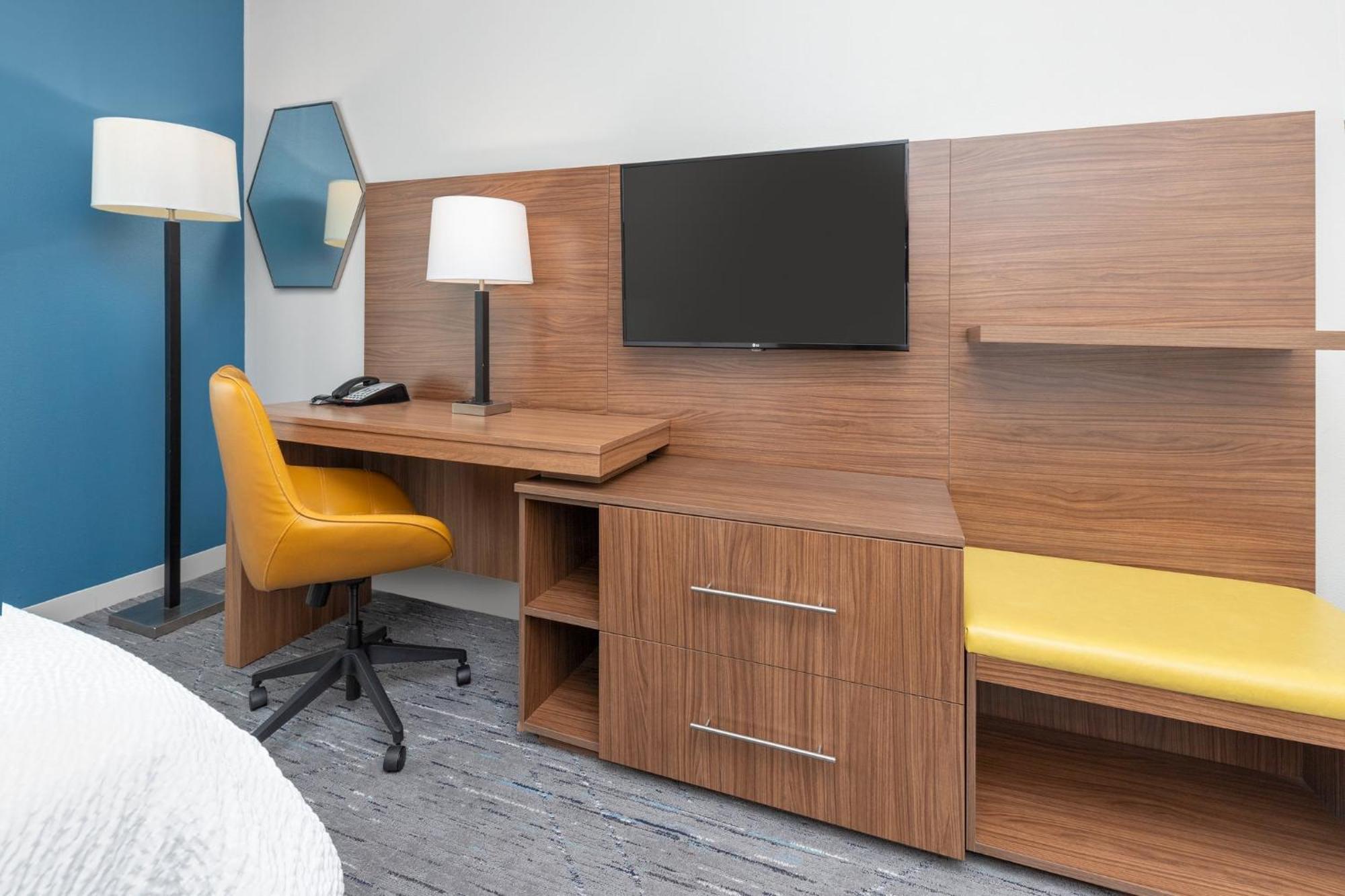 Express & S - Medical Ctr Area By Ihg